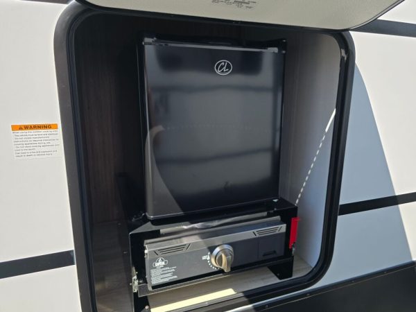 2025 Keystone Passport Super Lite 2450RKWE - Image 9