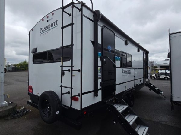 2025 Keystone Passport Super Lite 2450RKWE - Image 8