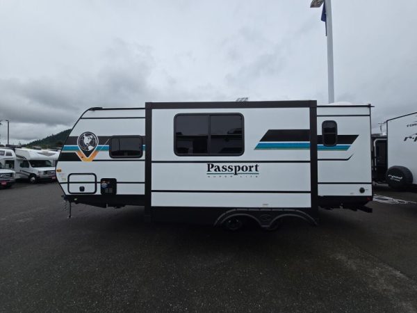 2025 Keystone Passport Super Lite (East) 229BHWE - Image 6