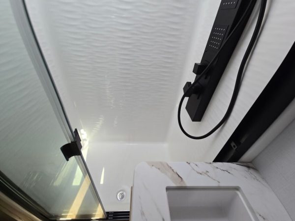 2025 Keystone Raptor 352 - Image 14
