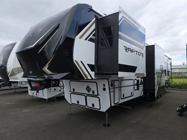 2025 Keystone Raptor 415 - Image 3