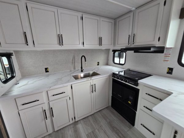 2025 Keystone Springdale 241FKWE - Image 7