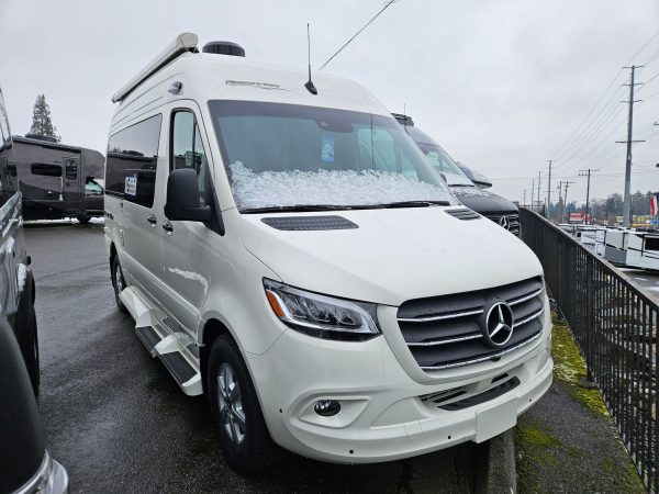 2025 Pleasure-Way Ascent TS - Image 14