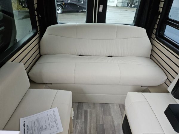2025 Pleasure-Way Ascent TS - Image 7
