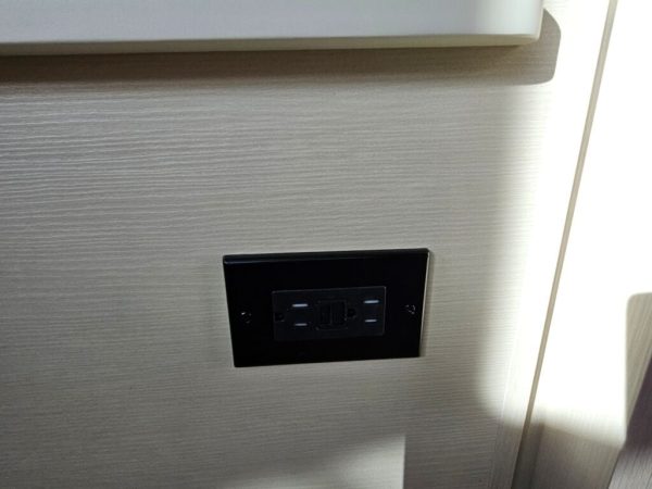 2025 Pleasure-Way Ontour 2.2 - Image 19