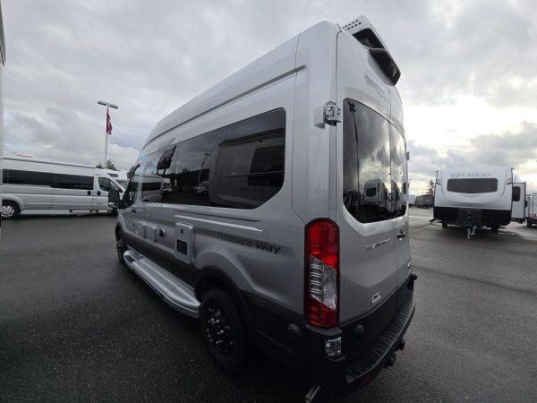2025 Pleasure-Way Ontour 2.0 - Image 3