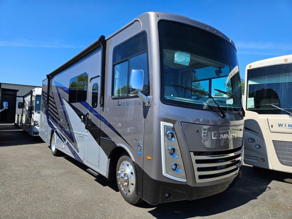 2025 Thor Motor Coach Luminate MM30 - Image 14