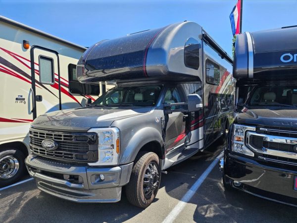 2025 Thor Motor Coach Omni AX29 - Image 2