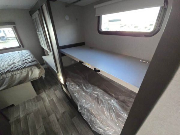 2025 Thor Motor Coach Omni RS36 - Image 11