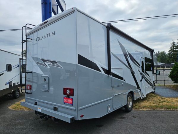 2025 Thor Motor Coach Quantum KW29 - Image 4