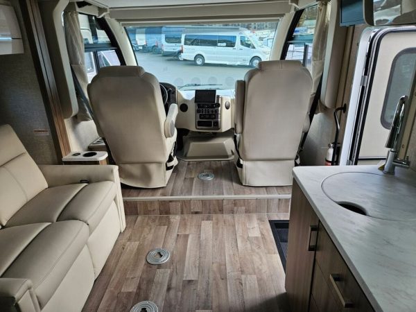 2025 Thor Motor Coach Vegas 26.1 - Image 11