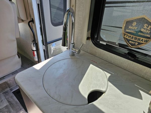 2025 Thor Motor Coach Vegas 26.1 - Image 21