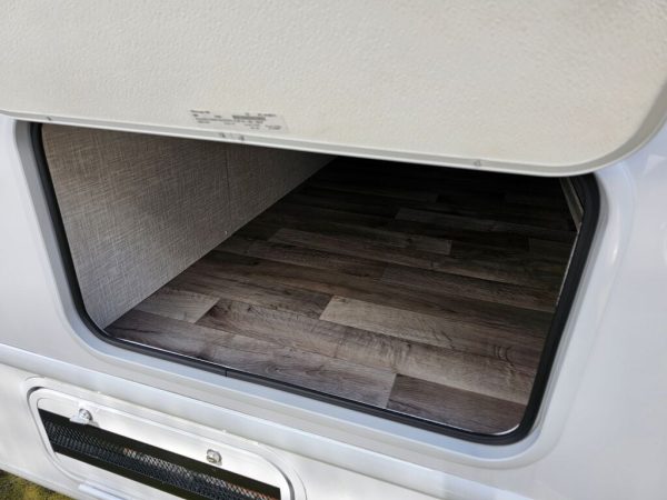 2025 Thor Motor Coach Vegas 26.1 - Image 9
