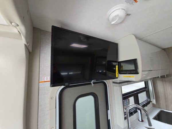 2025 Thor Motor Coach Vegas 26.2 - Image 16