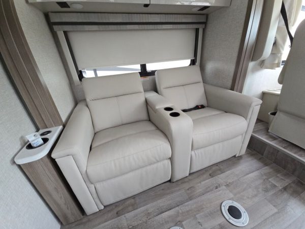 2025 Thor Motor Coach Vegas 26.2 - Image 21