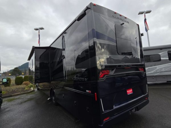 2025 Tiffin Motorhomes Allegro Bay 38AB - Image 3