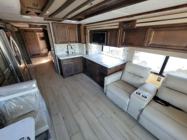 2025 Tiffin Motorhomes Allegro Bus 35CP - Image 6