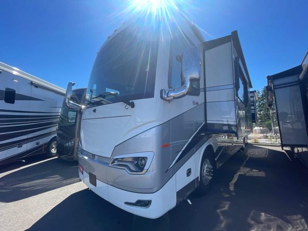 2025 Tiffin Motorhomes Allegro Bus 40IP - Image 17
