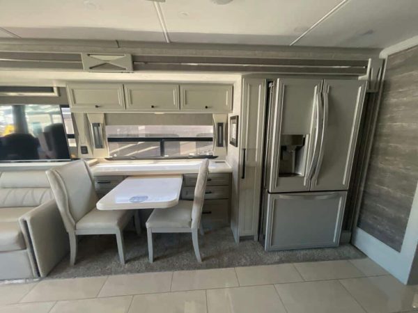 2025 Tiffin Motorhomes Allegro Bus 40IP - Image 8