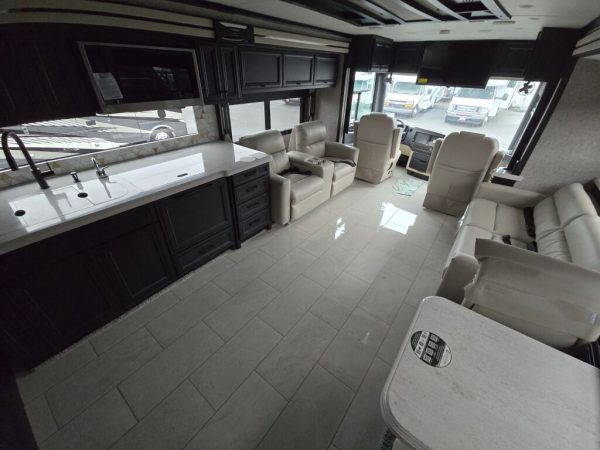 2025 Tiffin Motorhomes Allegro Bus 40IP - Image 10