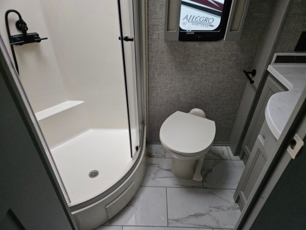 2025 Tiffin Motorhomes Allegro Red 33AA - Image 11