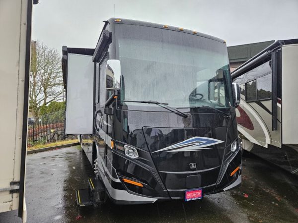 2025 Tiffin Motorhomes Allegro Red 33AA