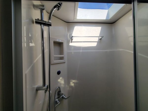 2025 Tiffin Motorhomes Byway 33FL - Image 16