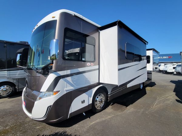 2025 Tiffin Motorhomes Byway 33FL - Image 18