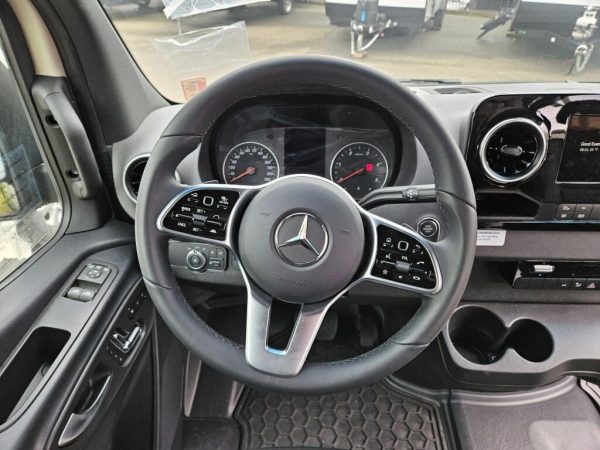 2025 Tiffin Motorhomes GH1 Base - Image 12