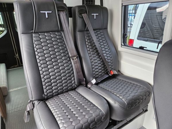 2025 Tiffin Motorhomes GH1 Base - Image 9