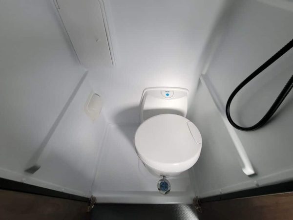 2025 Tiffin Motorhomes GH1 Base - Image 13