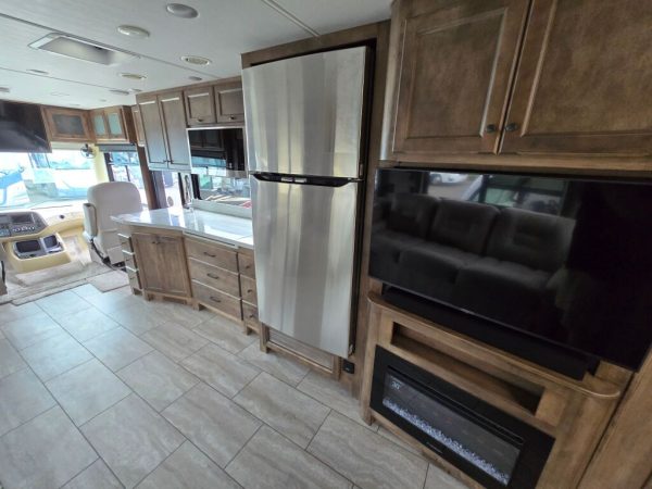 2025 Tiffin Motorhomes Open Road Allegro 32SA - Image 19