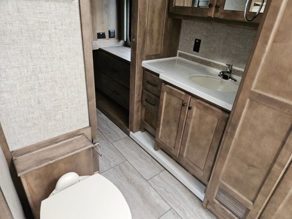 2025 Tiffin Motorhomes Open Road Allegro 34PA - Image 11