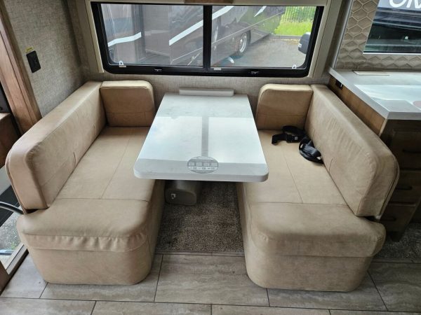 2025 Tiffin Motorhomes Open Road Allegro 34PA - Image 13