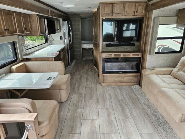 2025 Tiffin Motorhomes Open Road Allegro 34PA - Image 7