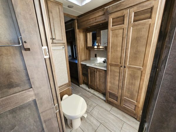 2025 Tiffin Motorhomes Open Road Allegro 34PA - Image 15