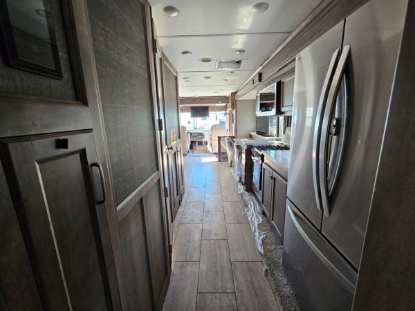 2025 Tiffin Motorhomes Open Road Allegro 34PA - Image 23