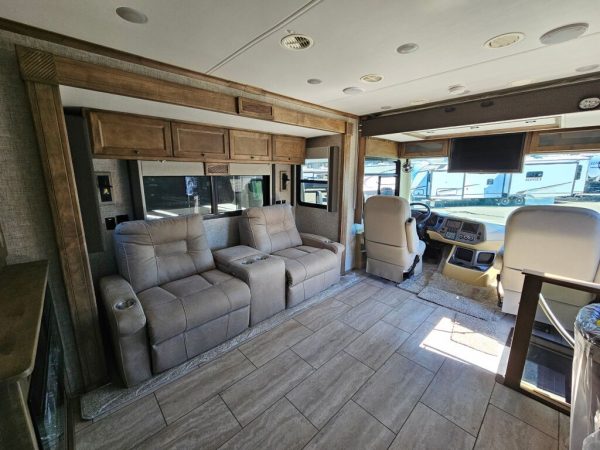 2025 Tiffin Motorhomes Open Road Allegro 34PA - Image 7