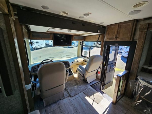 2025 Tiffin Motorhomes Open Road Allegro 34PA - Image 8