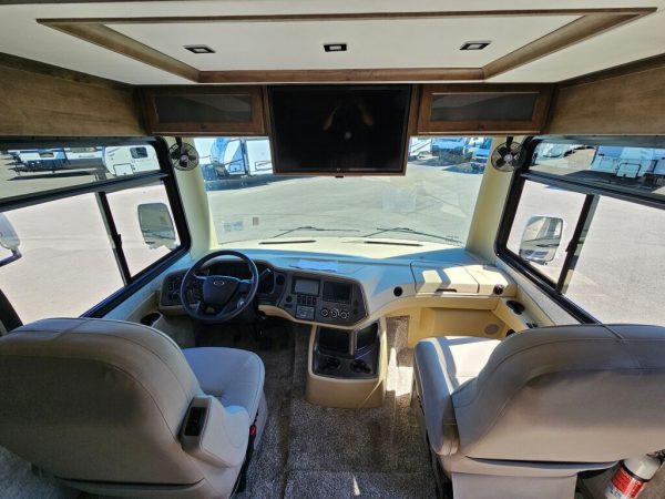 2025 Tiffin Motorhomes Open Road Allegro 34PA - Image 9