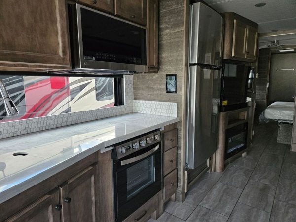 2025 Tiffin Motorhomes Open Road Allegro 36LA - Image 13