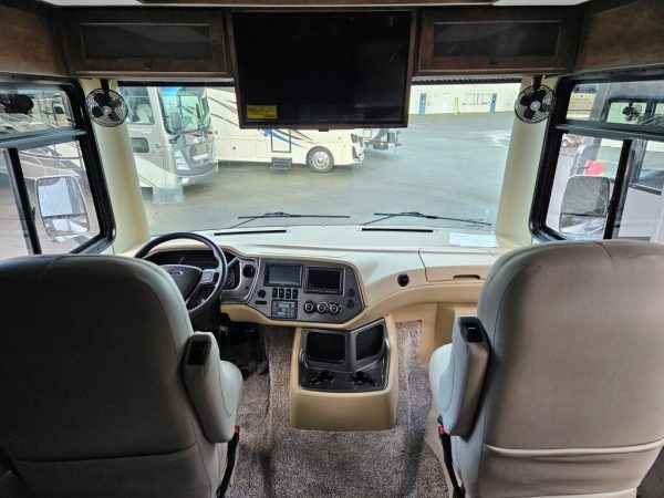 2025 Tiffin Motorhomes Open Road Allegro 36LA - Image 5