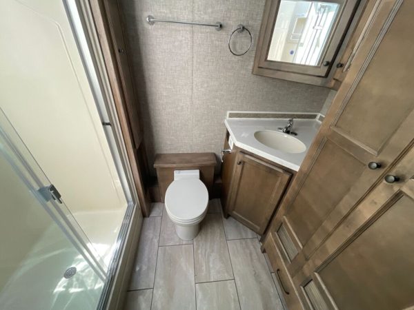 2025 Tiffin Motorhomes Open Road Allegro 36LA - Image 11