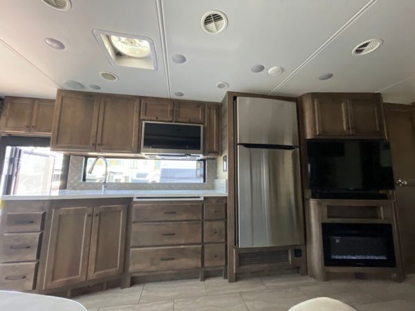2025 Tiffin Motorhomes Open Road Allegro 36LA - Image 8