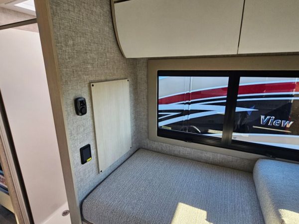 2025 Tiffin Motorhomes Wayfarer 25XLW - Image 18