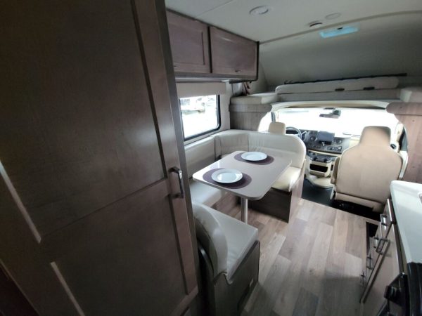 2025 Winnebago Minnie Winnie 22M - Image 15