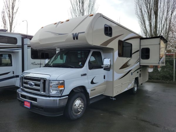 2025 Winnebago Minnie Winnie 22M
