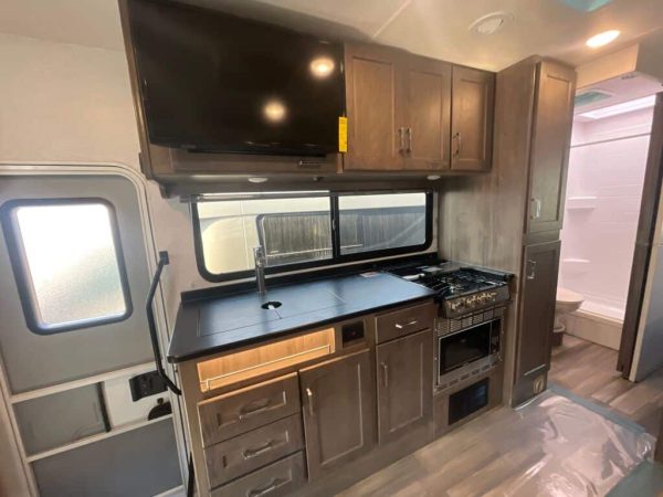 2025 Winnebago Porto 24P - Image 9