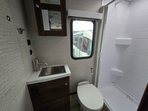 2025 Winnebago View 24D - Image 8