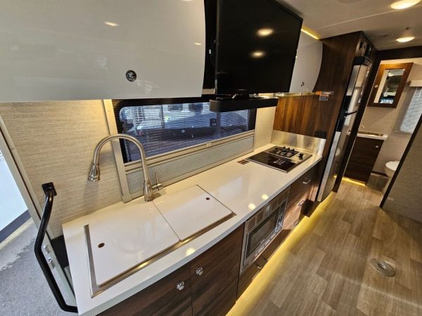 2025 Winnebago View 24D - Image 19